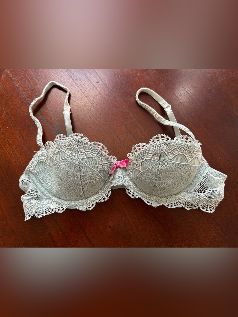 ELLE MACPHERSON Lace Underwire Bra in green with Pink Accent size 34A